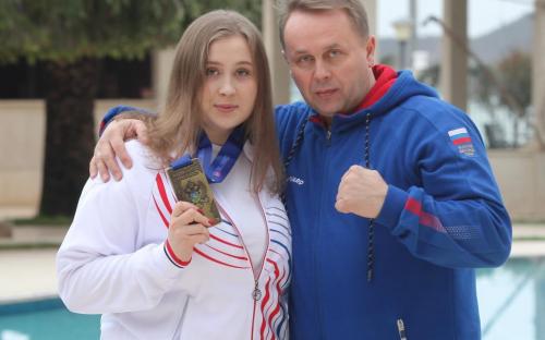 Никишина Есения и ее тренер и отец Никишин Сергей Иванович